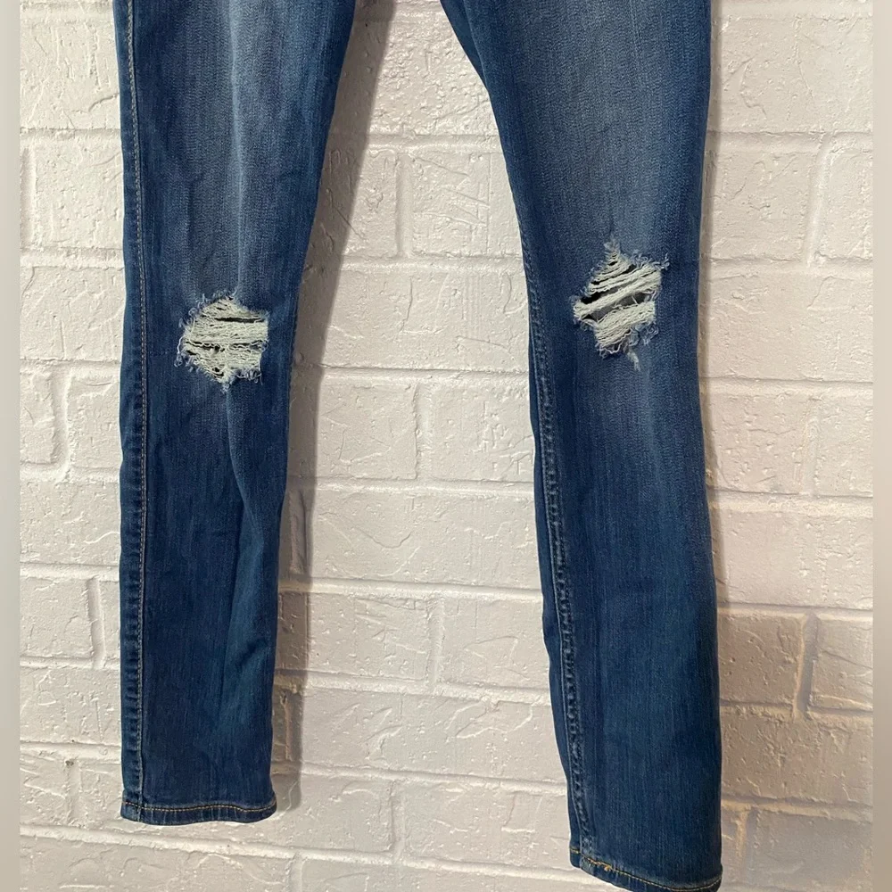Hollister Ultra High Rise Skinny Jean